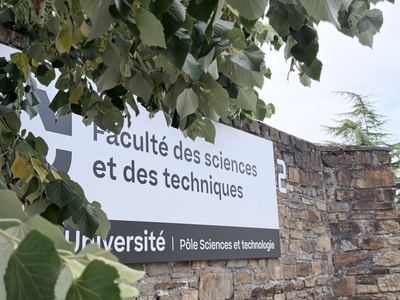 Rue du quartier Université Michelet